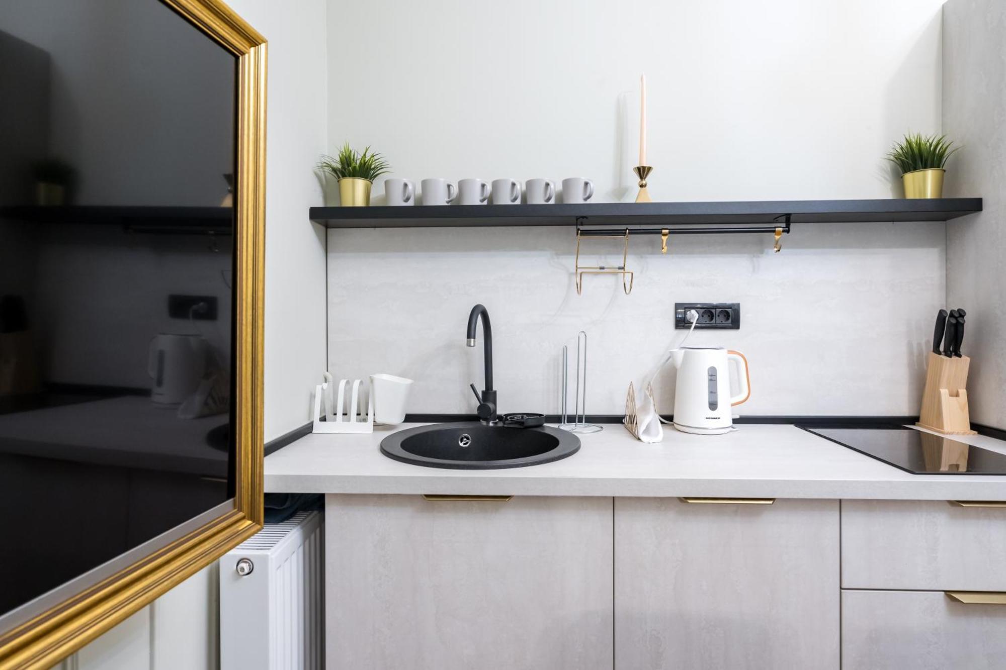 Highline Downtown Residences 6 Persons Family Apartment Bukarest Kültér fotó