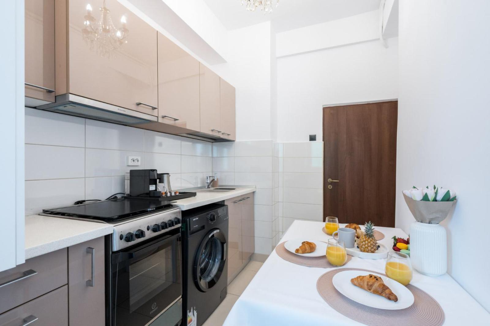 Highline Downtown Residences 6 Persons Family Apartment Bukarest Kültér fotó