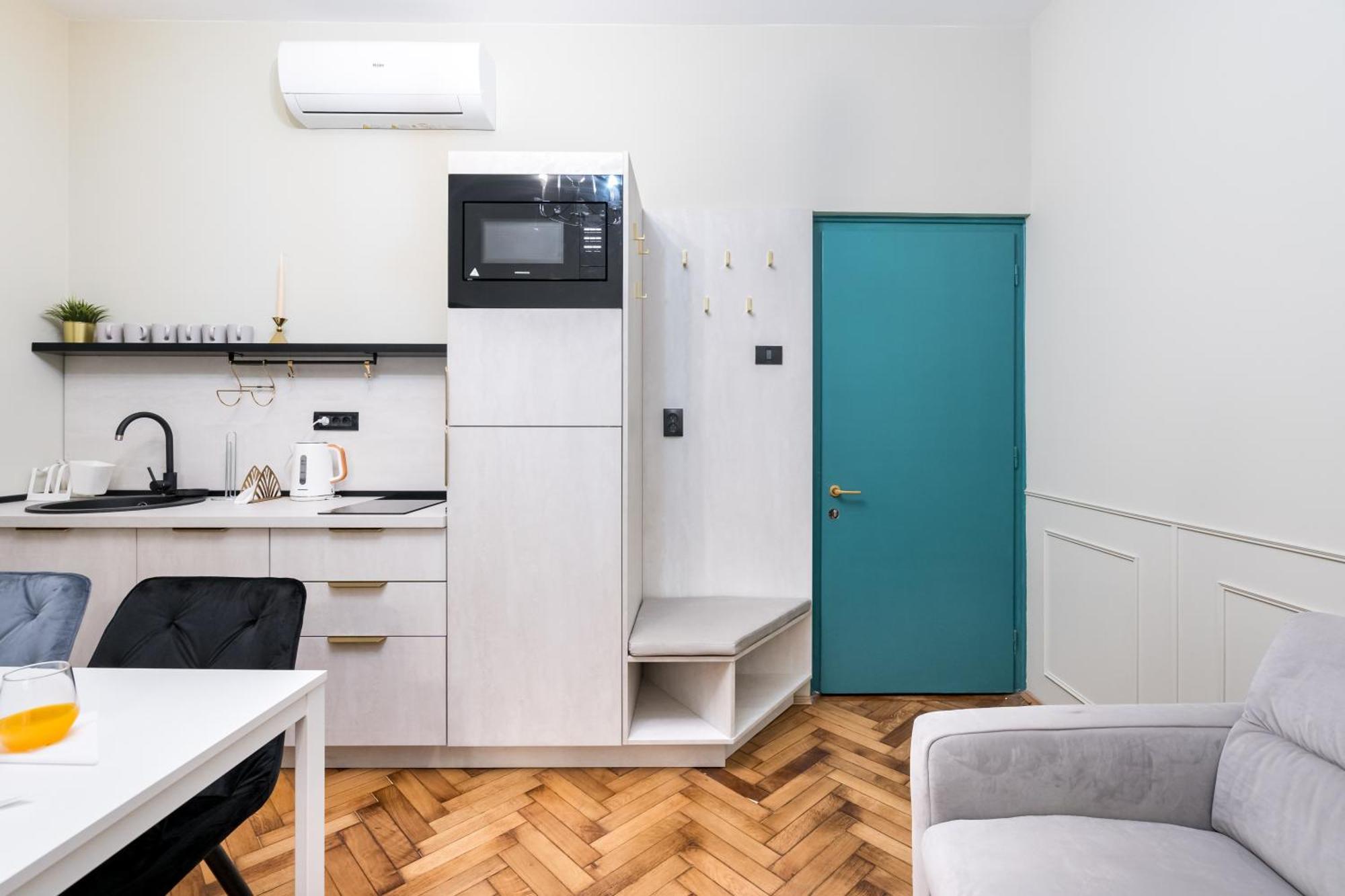 Highline Downtown Residences 6 Persons Family Apartment Bukarest Kültér fotó