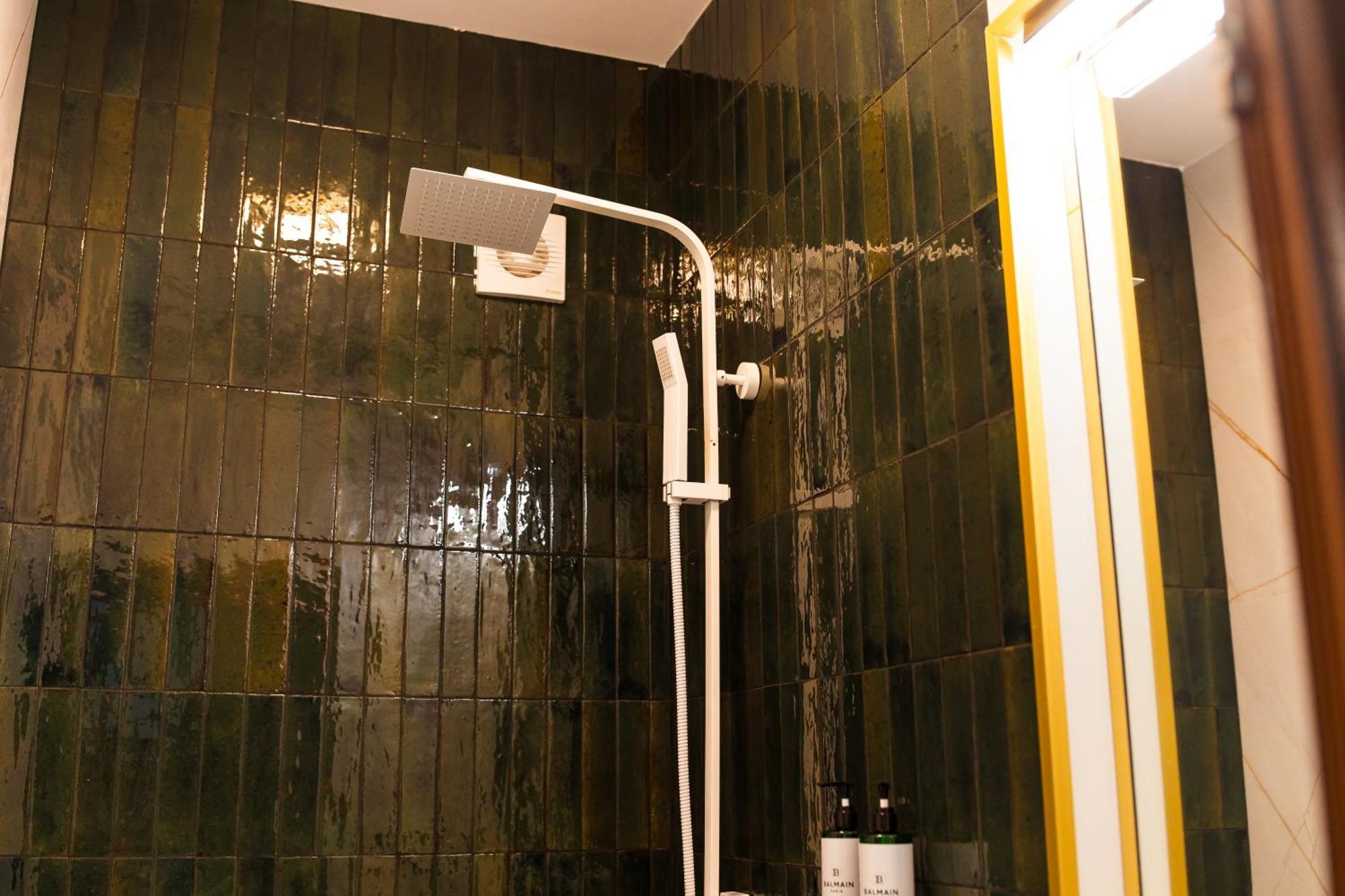 Highline Downtown Residences 6 Persons Family Apartment Bukarest Kültér fotó