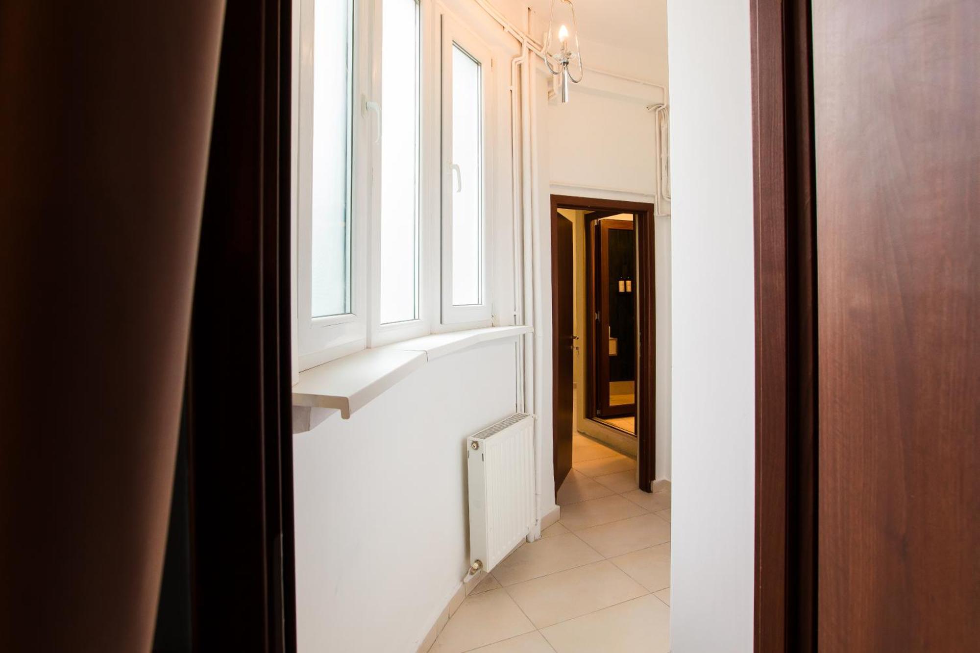 Highline Downtown Residences 6 Persons Family Apartment Bukarest Kültér fotó